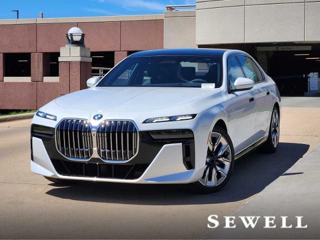 2025 BMW 760i xDrive Vehicle Photo in PLANO, TX 75024