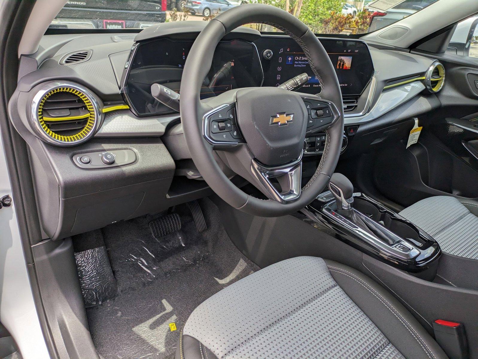 2025 Chevrolet Trax Vehicle Photo in ORLANDO, FL 32812-3021
