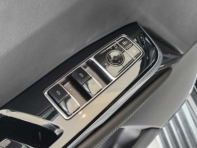 2025 Cadillac Escalade Vehicle Photo in HOUSTON, TX 77079