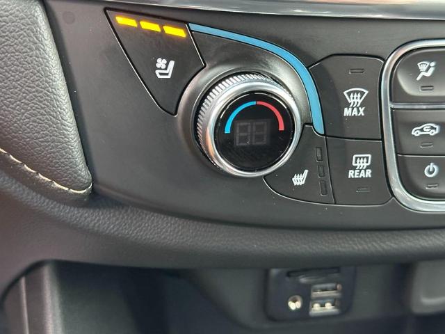 2023 Chevrolet Traverse Vehicle Photo in COLUMBIA, MO 65203-3903