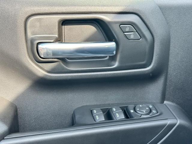 2025 Chevrolet Silverado 1500 Vehicle Photo in COLUMBIA, MO 65203-3903