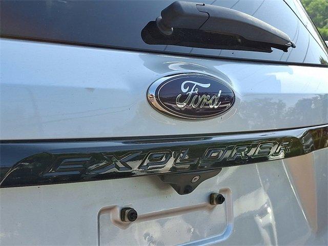 2017 Ford Explorer Vehicle Photo in Willow Grove, PA 19090