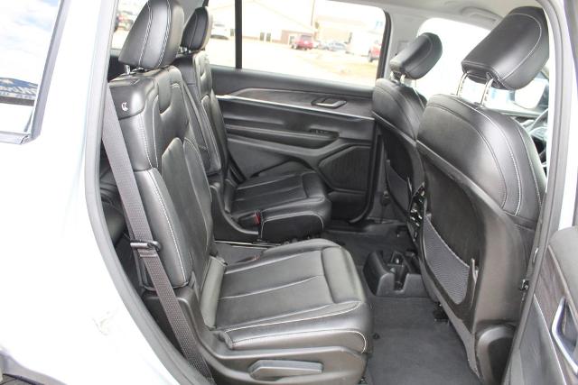 2023 Jeep Grand Cherokee L Vehicle Photo in Cedar Rapids, IA 52402