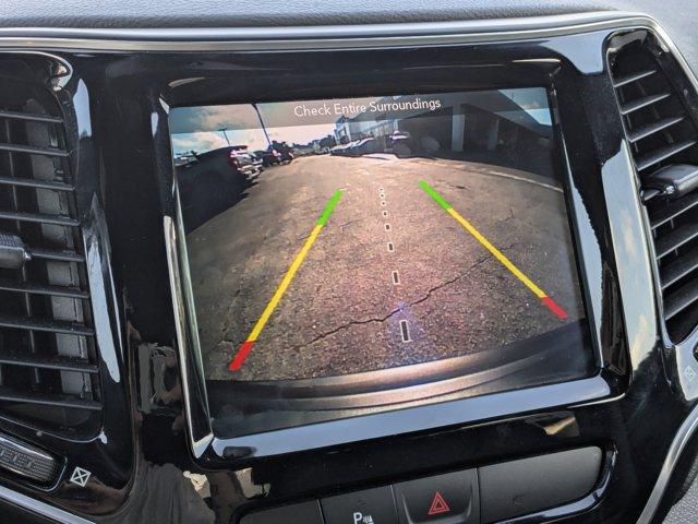 2019 Jeep Cherokee Vehicle Photo in BRUNSWICK, GA 31525-1881