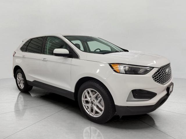 2024 Ford Edge Vehicle Photo in Oshkosh, WI 54901