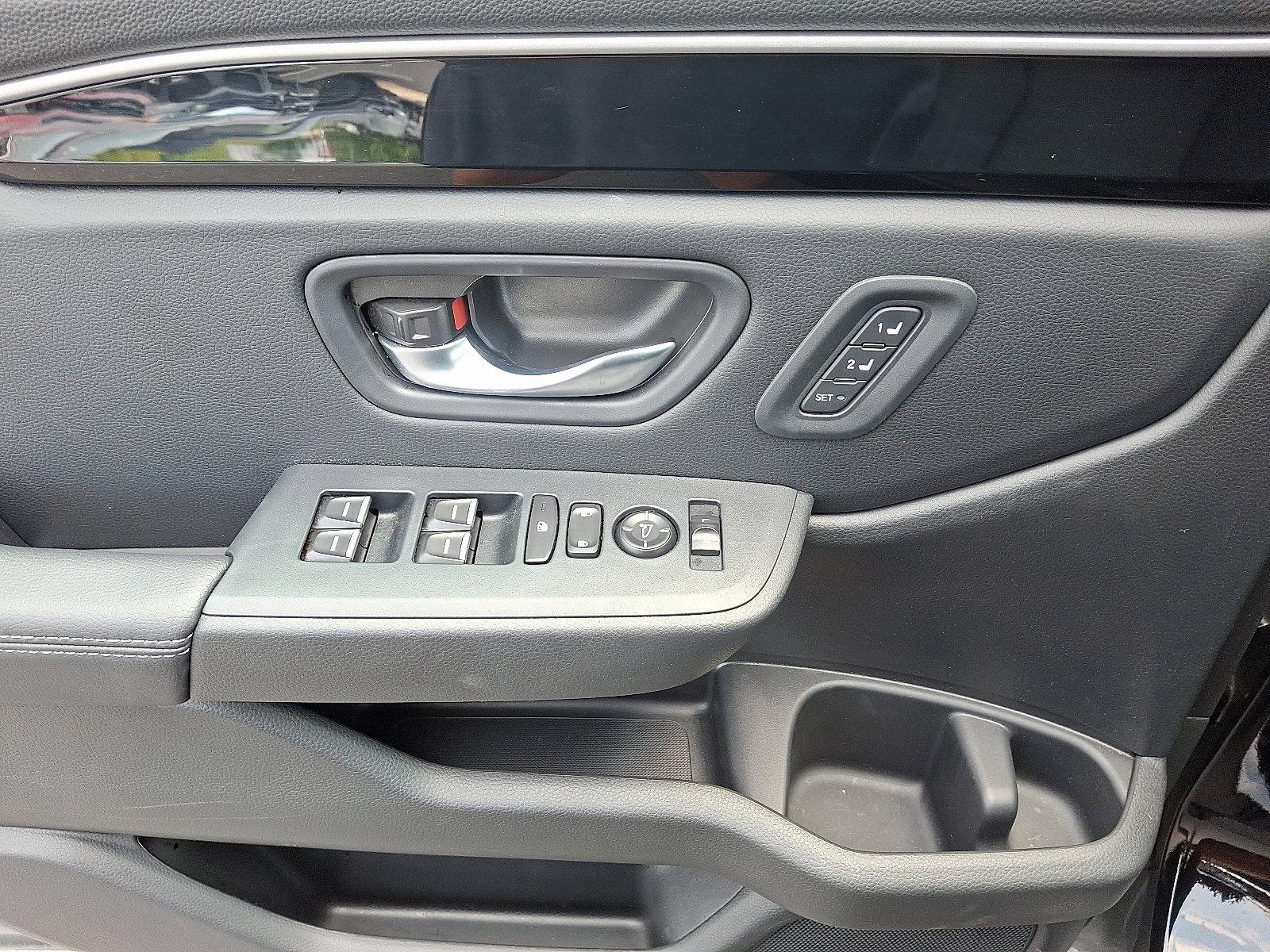 2025 Honda Pilot Vehicle Photo in Harrisburg, PA 17111