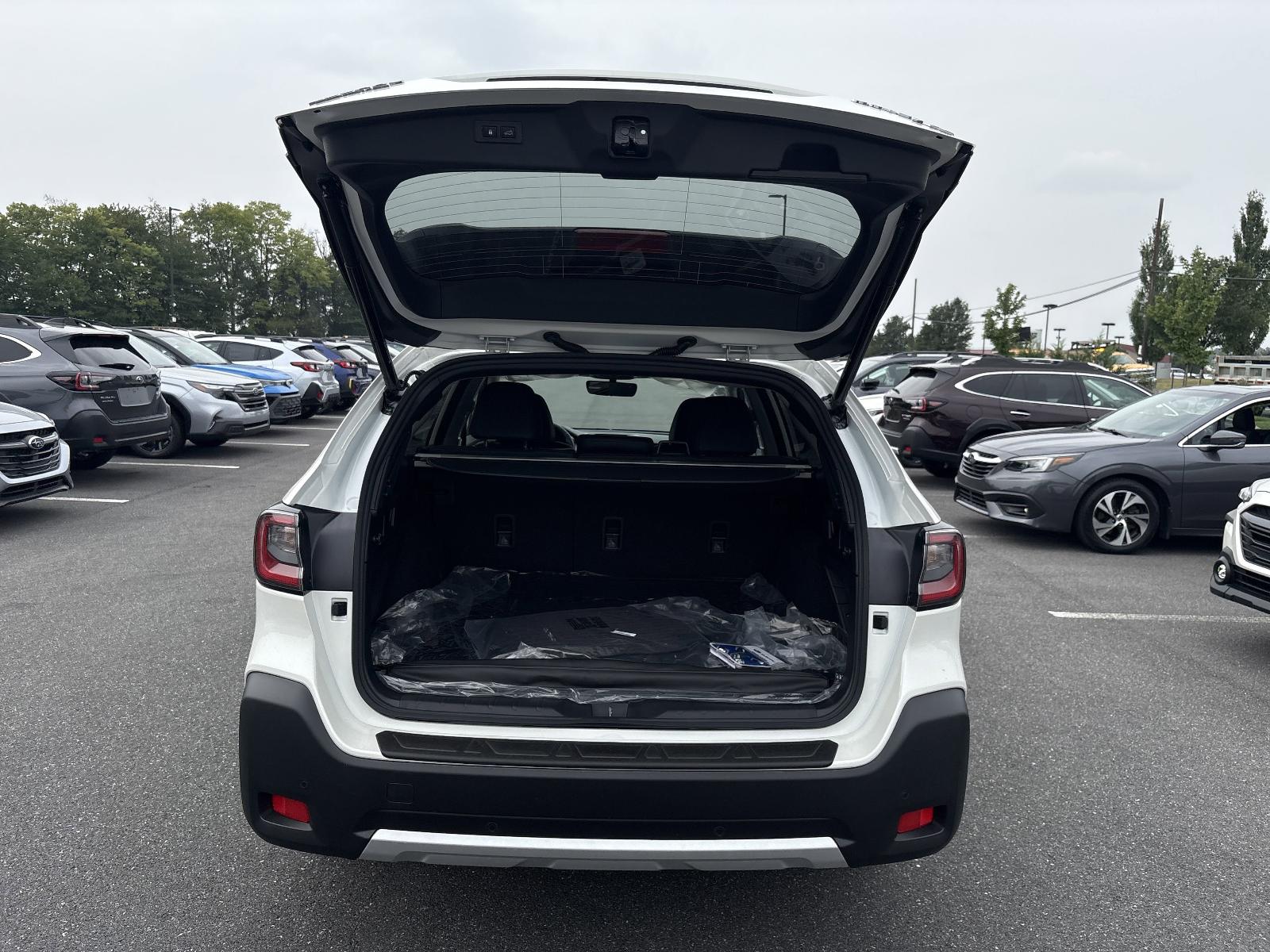 2025 Subaru Outback Vehicle Photo in Mechanicsburg, PA 17050