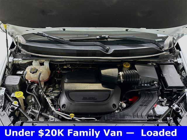 2022 Chrysler Pacifica Vehicle Photo in EVERETT, WA 98203-5662