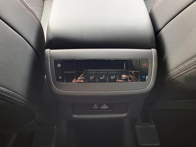 2025 Nissan Pathfinder Vehicle Photo in Oshkosh, WI 54904