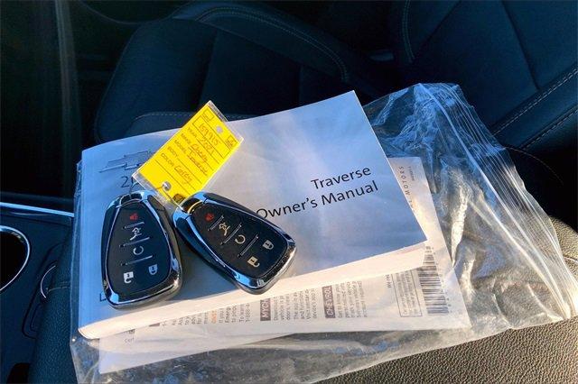 2021 Chevrolet Traverse Vehicle Photo in KANSAS CITY, MO 64114-4502