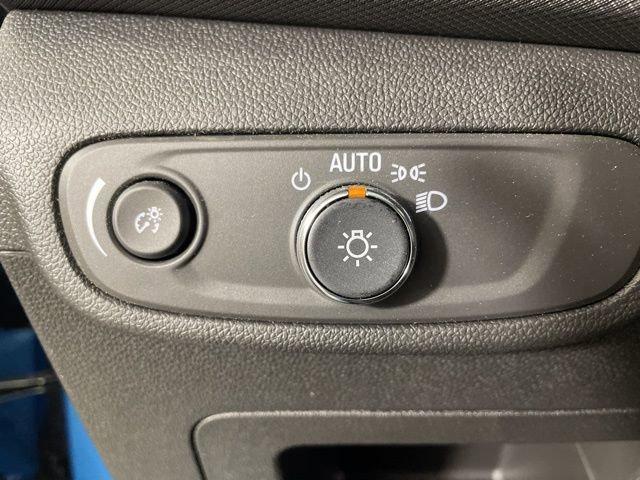 2025 Chevrolet Trailblazer Vehicle Photo in PHOENIX, AZ 85014-3381