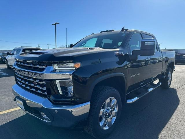 2022 Chevrolet Silverado 3500 HD Vehicle Photo in COLUMBIA, MO 65203-3903