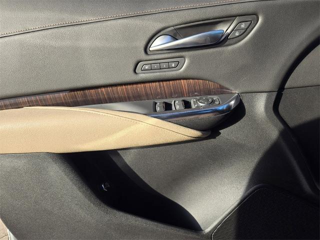 2025 Cadillac XT4 Vehicle Photo in Oklahoma City, OK 73114