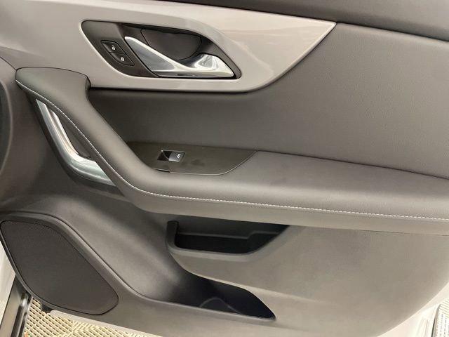 2025 Chevrolet Blazer Vehicle Photo in PHOENIX, AZ 85014-3381