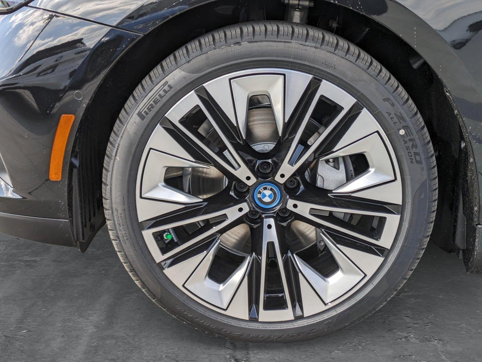 2024 BMW i5 Vehicle Photo in Rockville, MD 20852