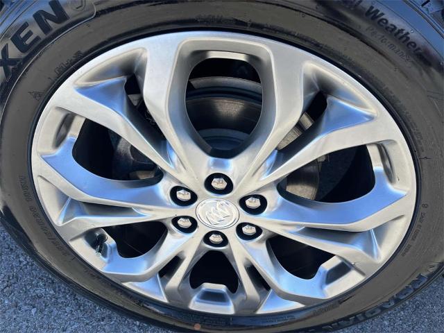 2018 Buick Enclave Vehicle Photo in ALCOA, TN 37701-3235
