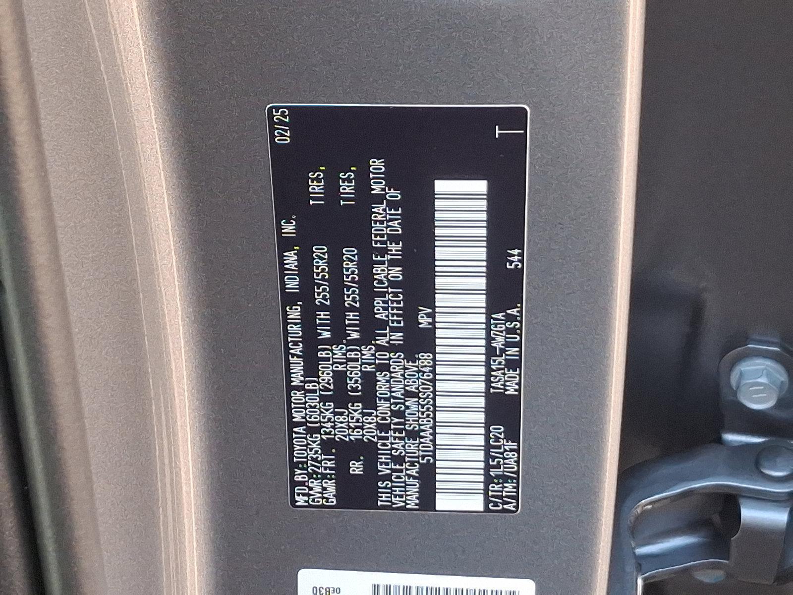 2025 Toyota Grand Highlander Vehicle Photo in Trevose, PA 19053