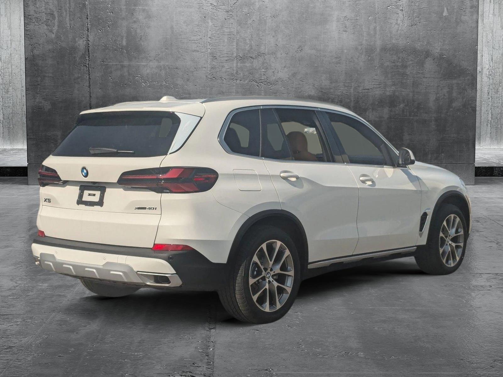 2025 BMW X5 xDrive40i Vehicle Photo in Towson, MD 21204