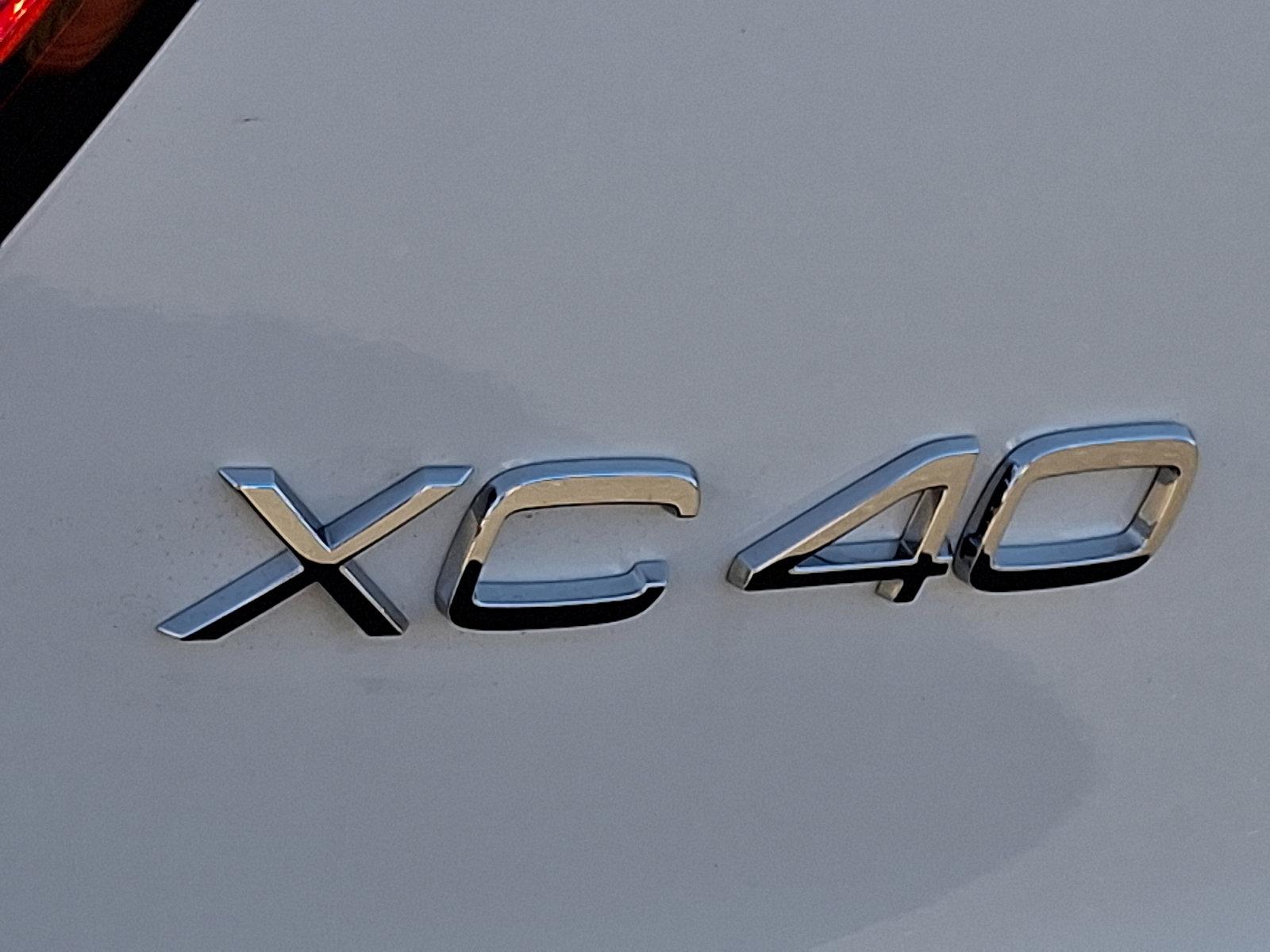 2025 Volvo XC40 Vehicle Photo in Trevose, PA 19053