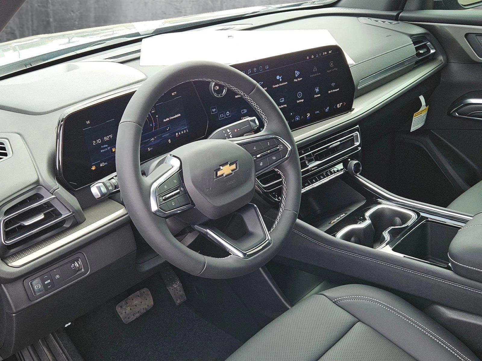 2025 Chevrolet Traverse Vehicle Photo in PEORIA, AZ 85382-3715