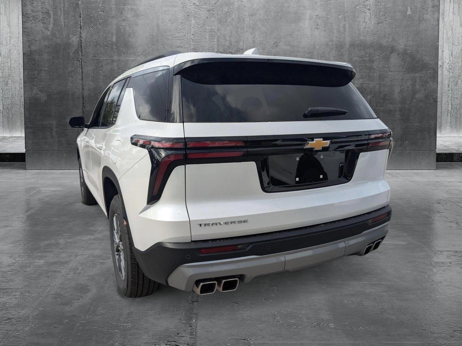 2025 Chevrolet Traverse Vehicle Photo in MIAMI, FL 33134-2699