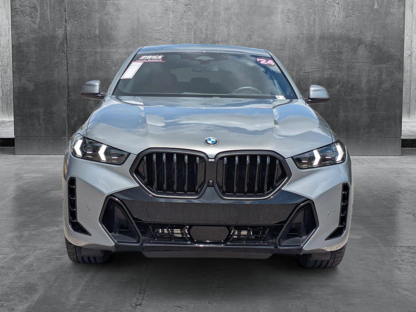 2024 BMW X6 xDrive40i Vehicle Photo in Sarasota, FL 34231