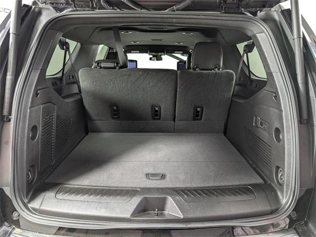 2023 GMC Yukon XL Vehicle Photo in ENGLEWOOD, CO 80113-6708