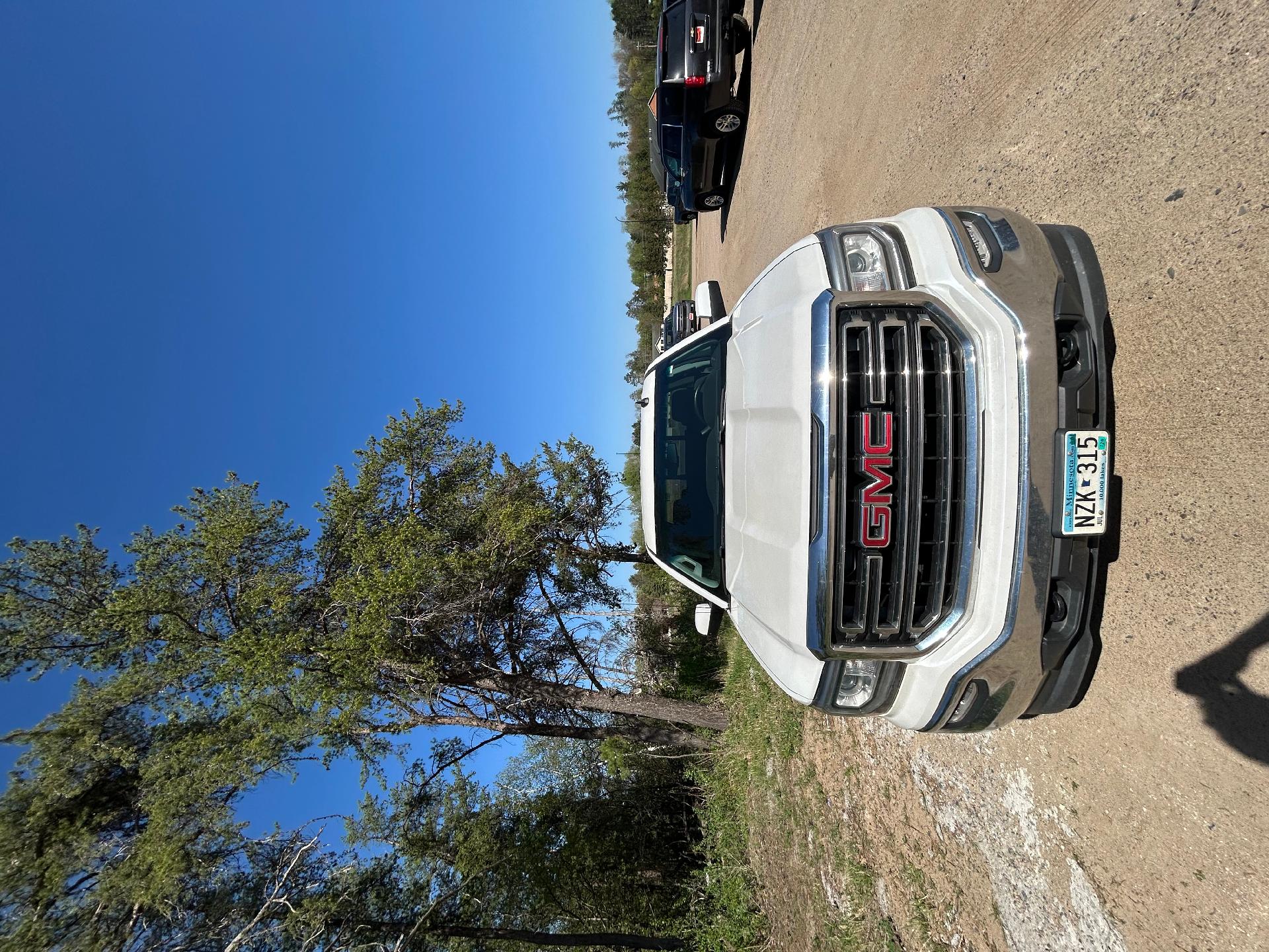 Used 2016 GMC Sierra 1500 SLE with VIN 3GTU2MEC0GG153232 for sale in Grand Rapids, Minnesota