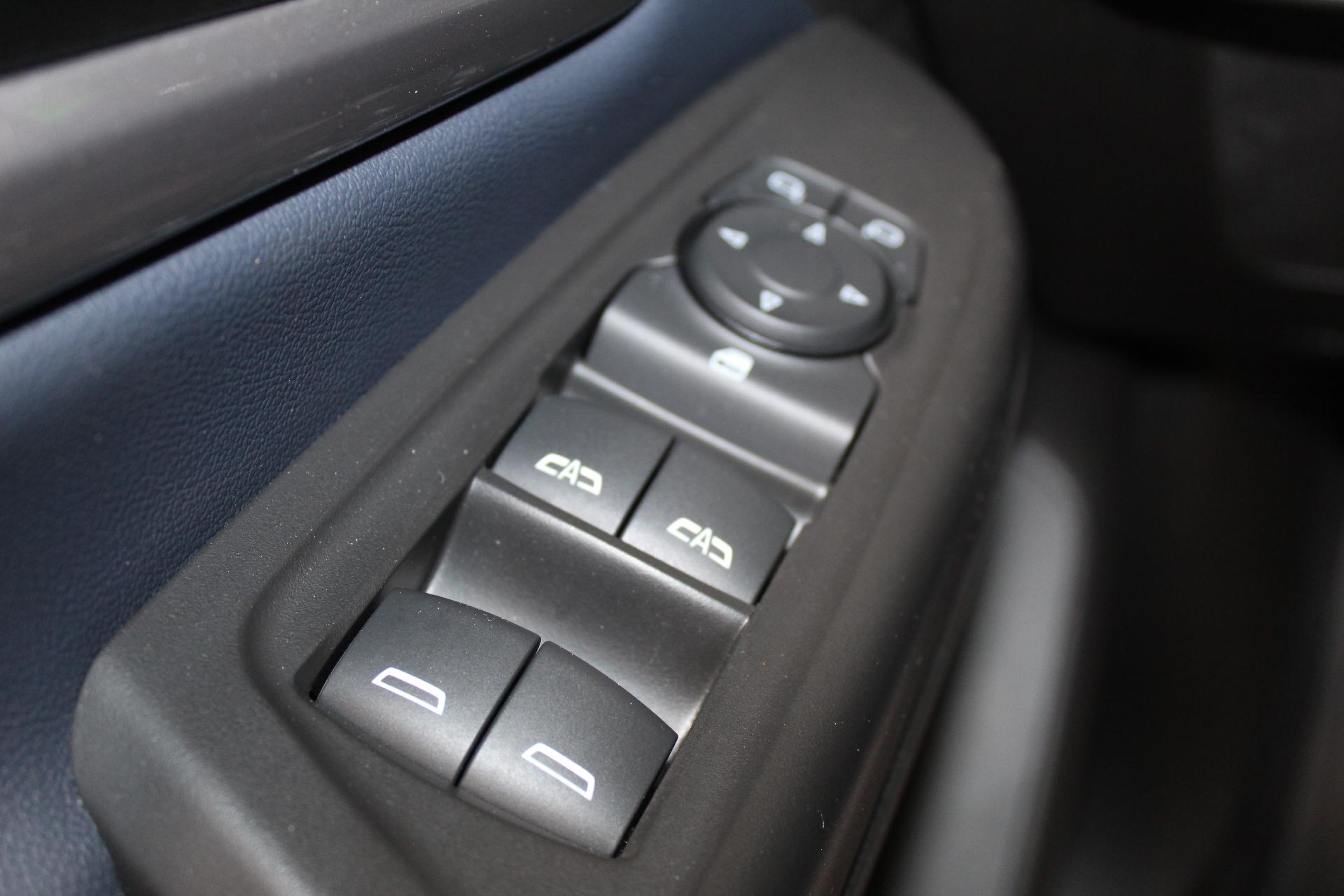 2023 Chevrolet Bolt EUV Vehicle Photo in NORTHAMPTON, MA 01060-1120