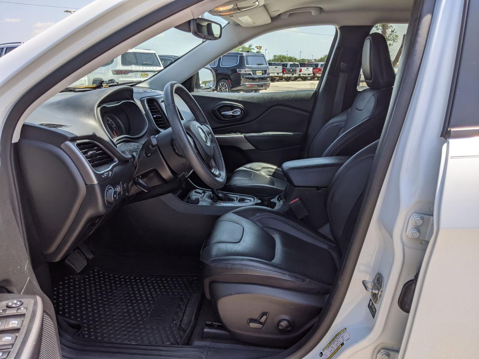 2022 Jeep Cherokee Vehicle Photo in Seguin, TX 78155