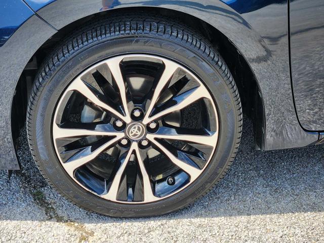 2018 Toyota Corolla Vehicle Photo in DENTON, TX 76210-9321