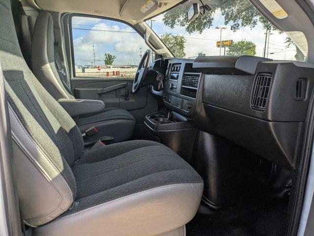 2023 GMC Savana Cargo Van Vehicle Photo in SELMA, TX 78154-1459