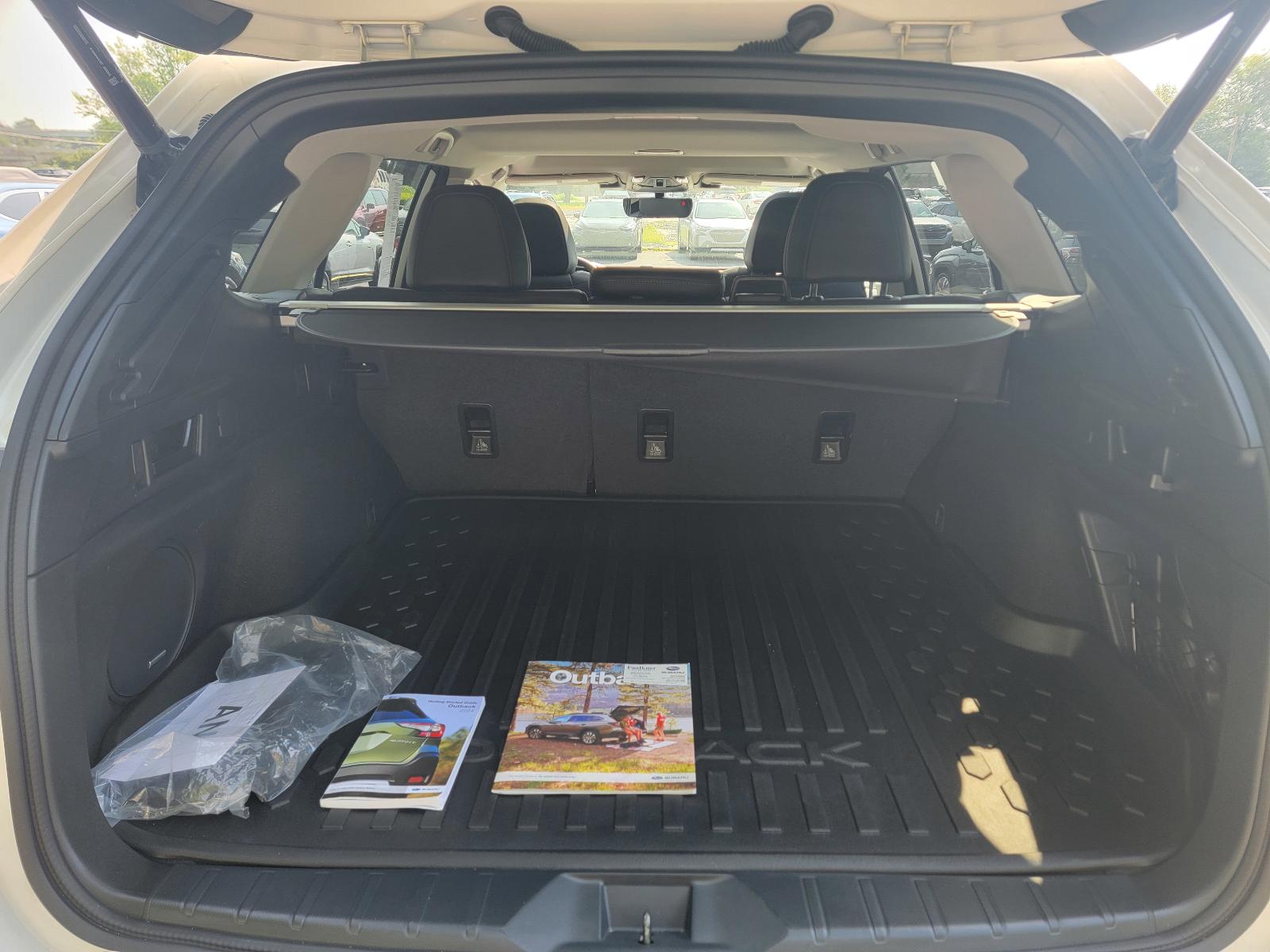 2024 Subaru Outback Vehicle Photo in Harrisburg, PA 17111