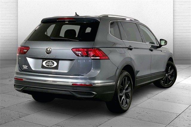 2024 Volkswagen Tiguan Vehicle Photo in KANSAS CITY, MO 64114-4502