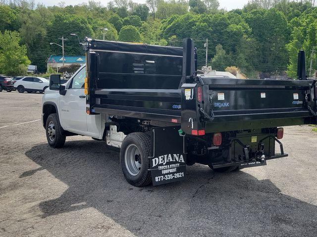 2024 Chevrolet Silverado 3500 HD Chassis Cab Vehicle Photo in PAWLING, NY 12564-3219