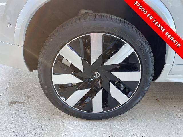 2025 Volvo XC90 Plug-In Hybrid Vehicle Photo in Grapevine, TX 76051