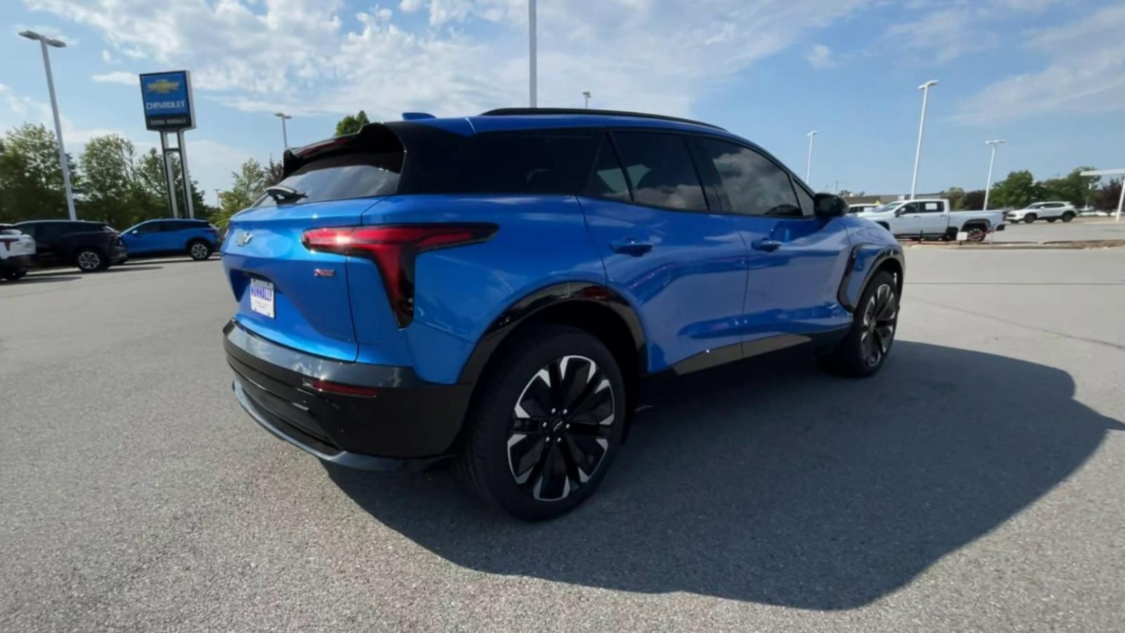 2024 Chevrolet Blazer EV Vehicle Photo in BENTONVILLE, AR 72712-4322