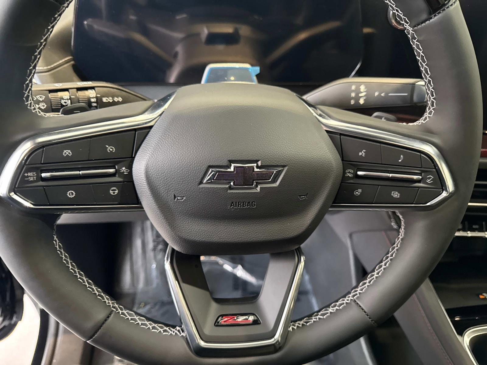 2025 Chevrolet Traverse Vehicle Photo in LOS ANGELES, CA 90007-3794