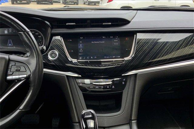 2023 Cadillac XT6 Vehicle Photo in TOPEKA, KS 66609-0000