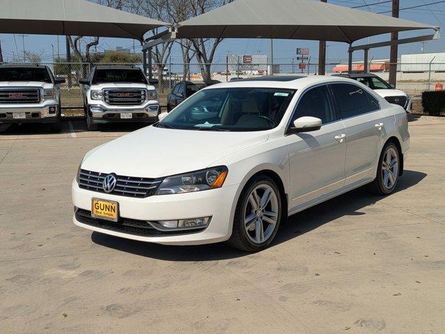 2015 Volkswagen Passat Vehicle Photo in SELMA, TX 78154-1460