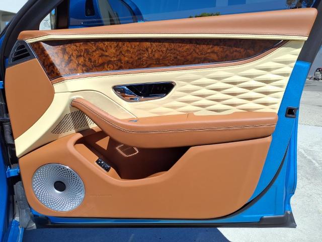 2022 Bentley Flying Spur Vehicle Photo in TAMPA, FL 33612-3404