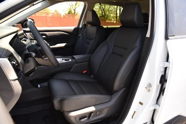 2025 Nissan Rogue Vehicle Photo in Ballwin, MO 63011