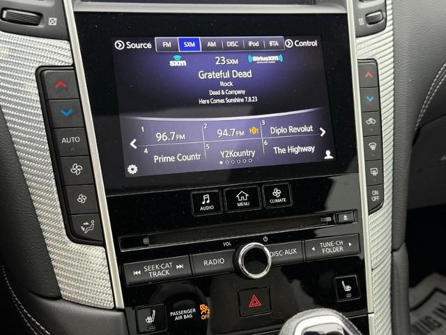 2018 INFINITI Q60 Vehicle Photo in COLUMBIA, MO 65203-3903