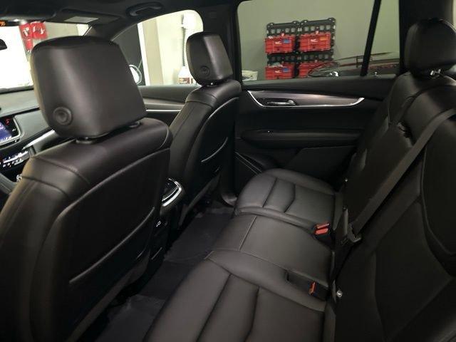 2022 Cadillac XT6 Vehicle Photo in MEDINA, OH 44256-9631