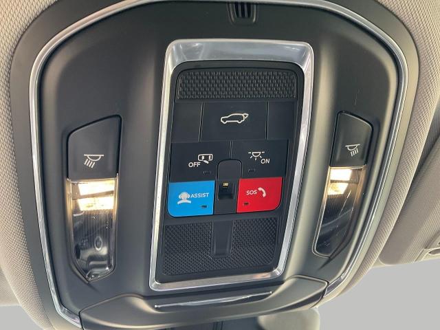 2023 Jeep Grand Cherokee L Vehicle Photo in Kaukauna, WI 54130