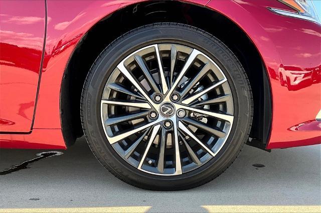 2025 Lexus ES 350 Vehicle Photo in Grapevine, TX 76051