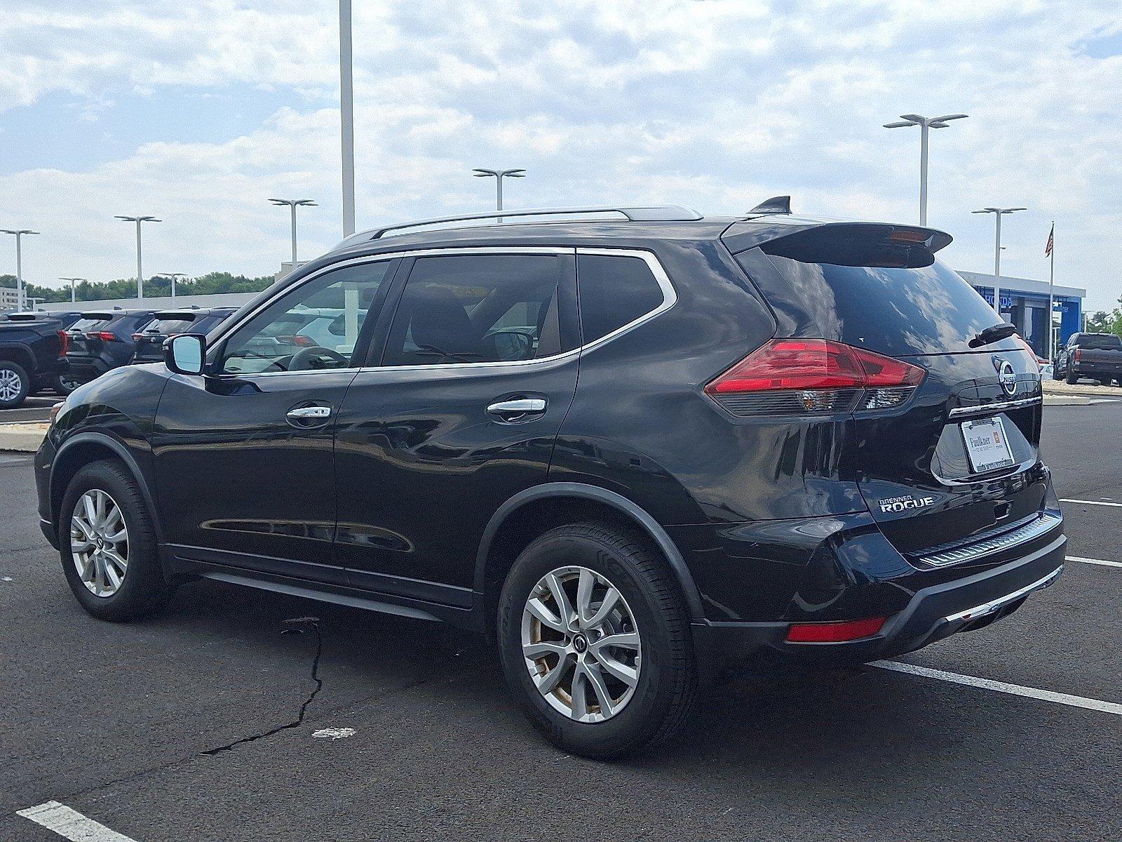 2017 Nissan Rogue Vehicle Photo in Harrisburg, PA 17111