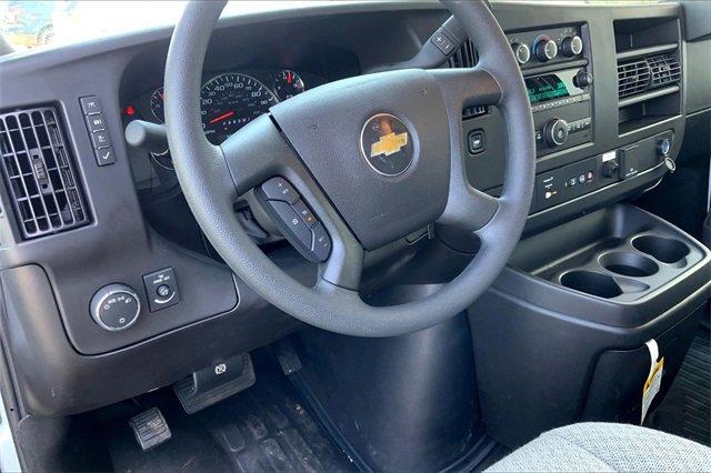 2024 Chevrolet Express Commercial Cutaway Vehicle Photo in TOPEKA, KS 66609-0000