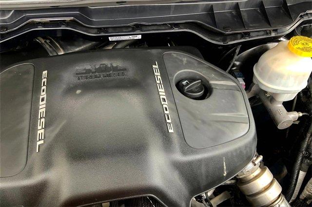 2017 Ram 1500 Vehicle Photo in TOPEKA, KS 66609-0000