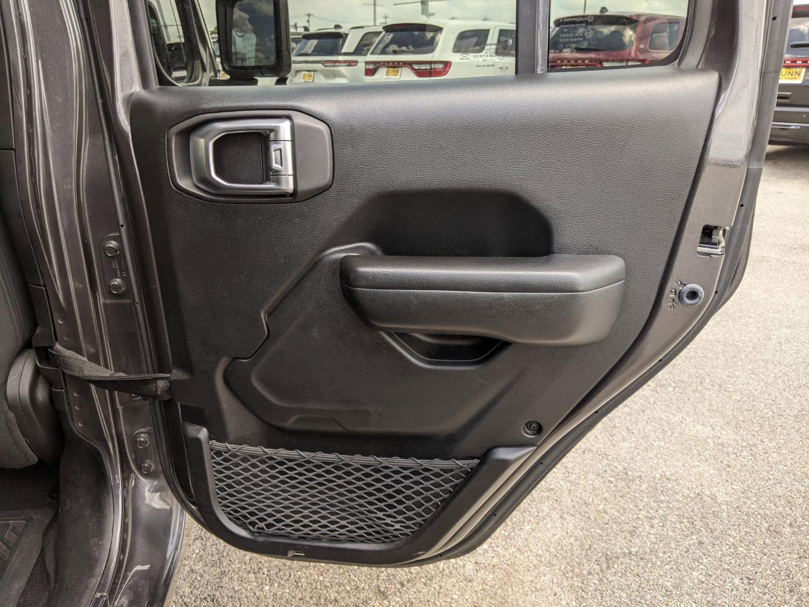 2019 Jeep Wrangler Unlimited Vehicle Photo in Seguin, TX 78155